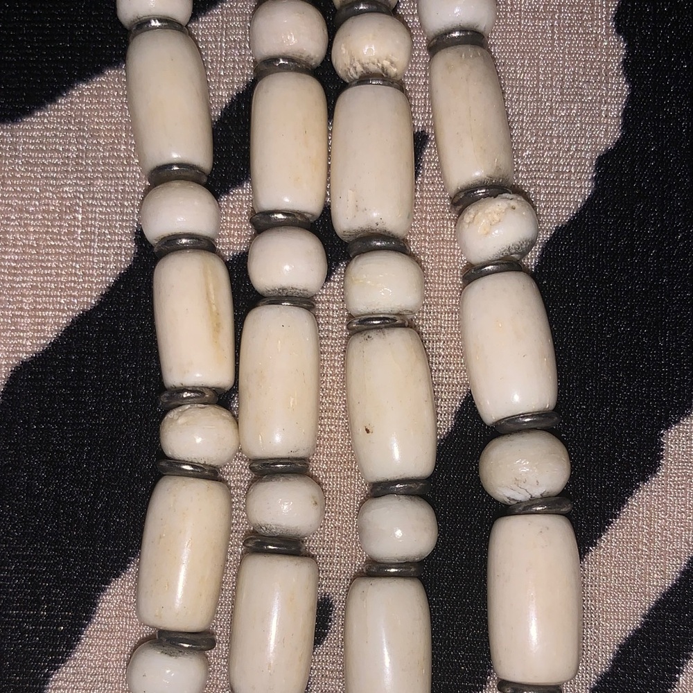 Vintage Bone Off- White and Cream Beaded Necklace with Brass Accents - Picture 6 of 9